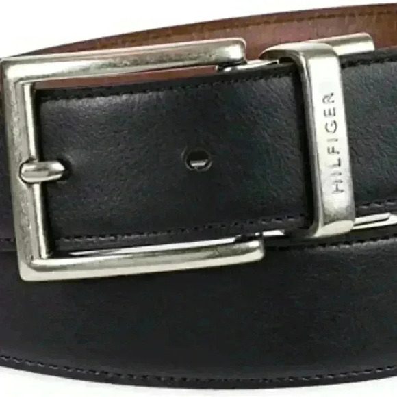 𝅺TOMMY Hilfiger Men\'s Reversible Belt​